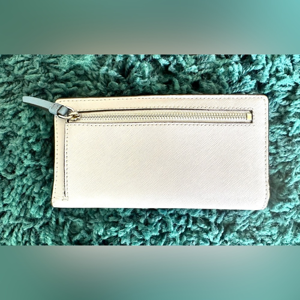 🤍🩷💜 Kate Spade Color Block Wallet 💜🩷🤍 - Picture 2 of 7